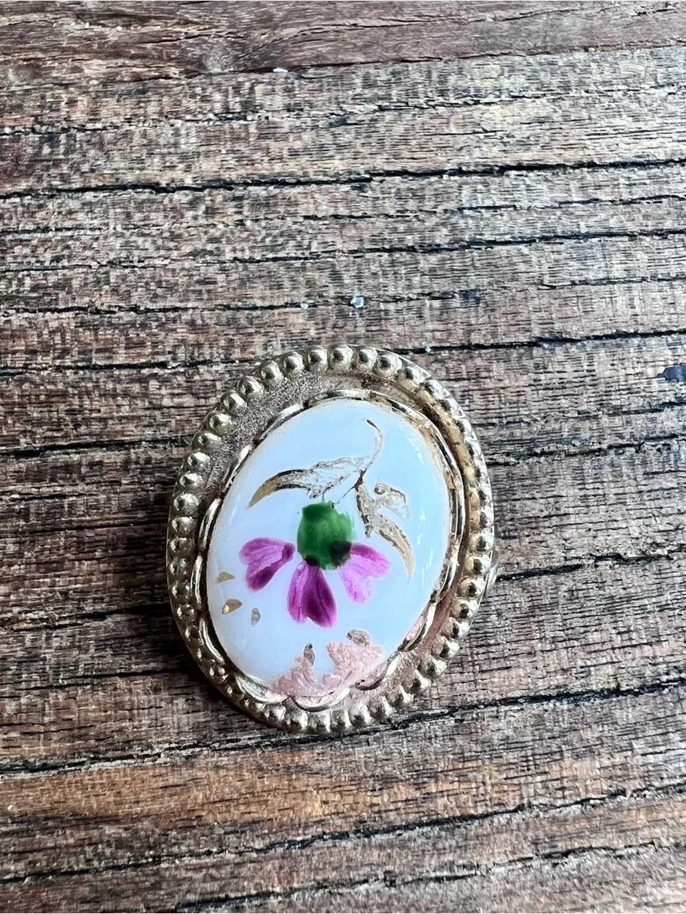 Gold-Tone Floral Porcelain Oval Ring - Pink Flower